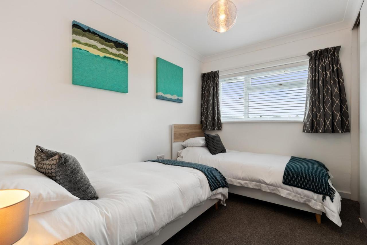 25 Coedrath Park - Sea Views From Balcony, Short Walk To Beach, Parking Saundersfoot Exterior photo